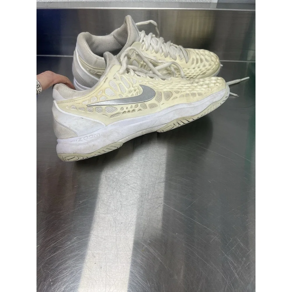 Size 7.5‎ Nike Zoom Cage 3 Tennis